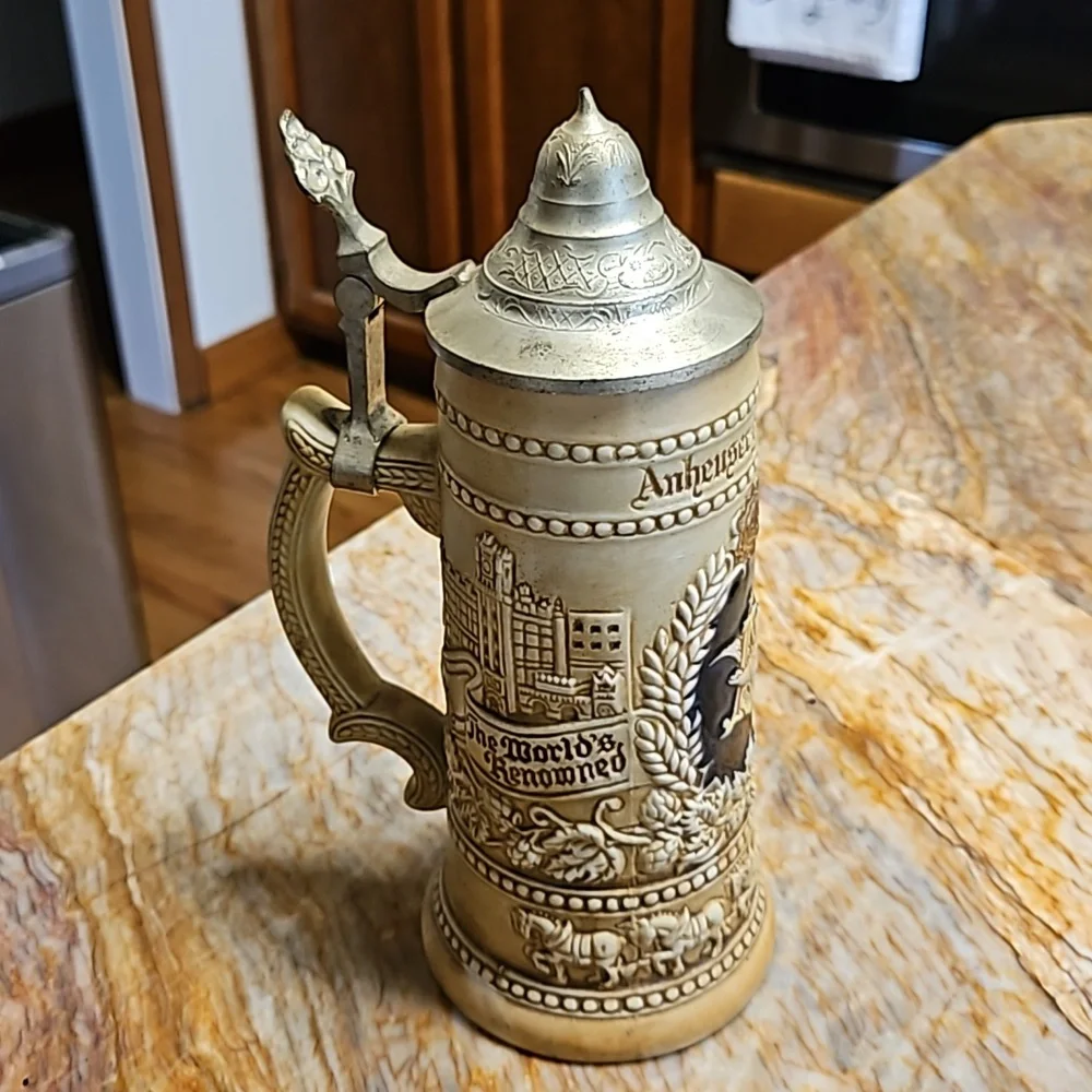 ANHEUSER BUSCH INC Ceramic 3D Lidded Beer Stein Mug Cup